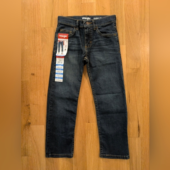 Wrangler Boys Regular Classic Straight Jeans Adjustable Waist Sz 8 Dark Blue New - Picture 1 of 10